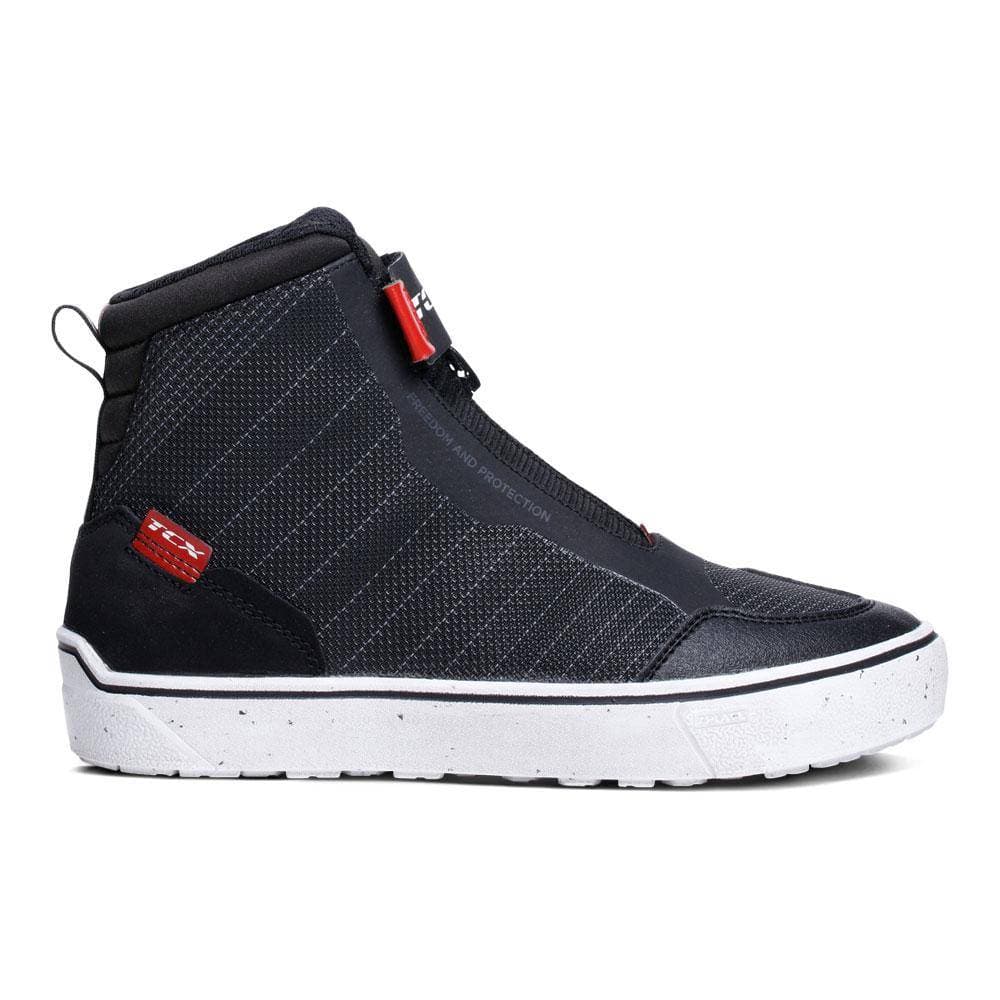 TCX Women's Ikasu Boots